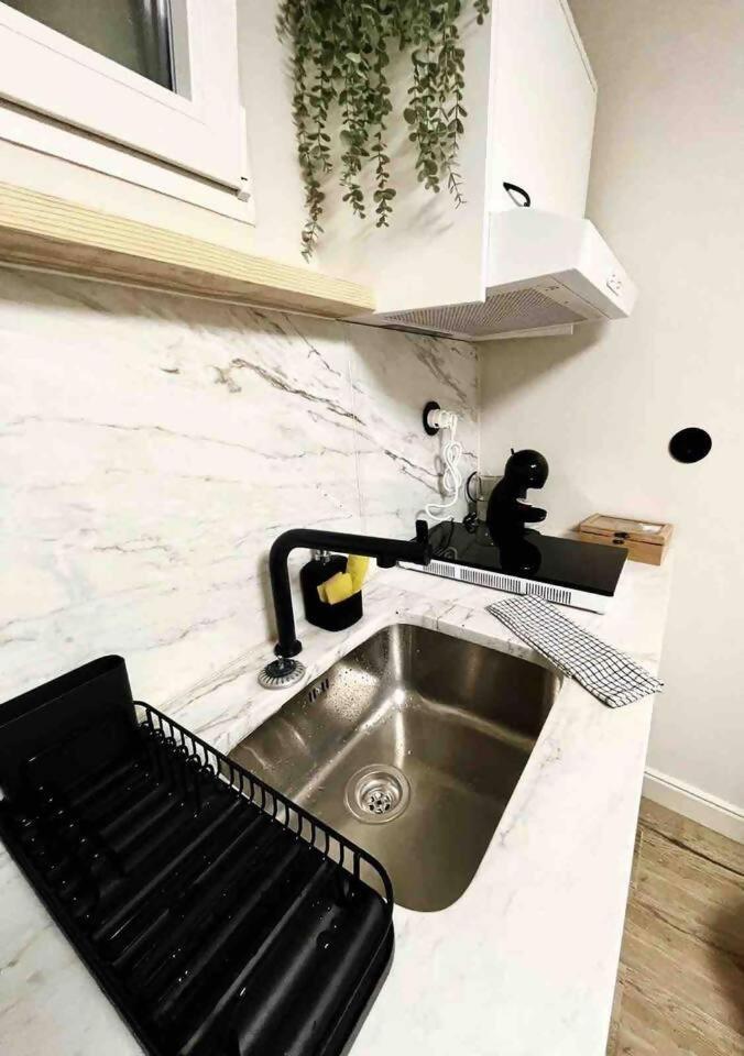 Chiado Brand New Amazing In Lisbon Apartment Luaran gambar